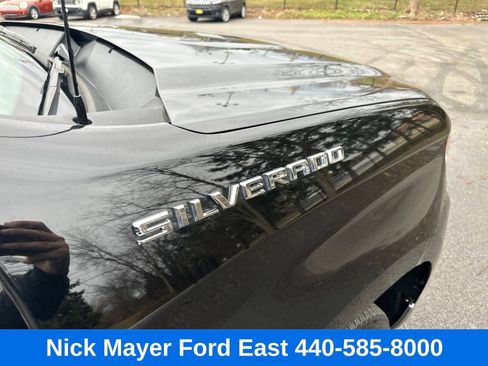 Used 2025 Chevrolet Silverado 1500 LT image 9