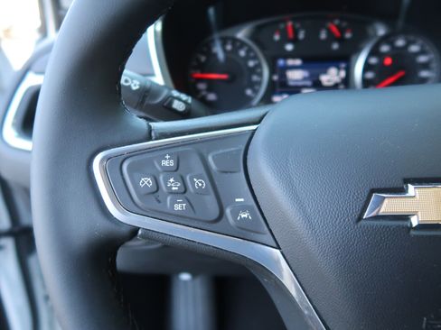Used 2023 Chevrolet Equinox LT FWD image 21