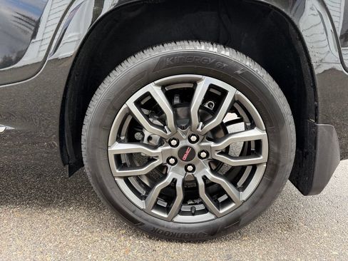 Certified 2024 GMC Terrain Denali w/ Black Diamond Edition AWD/4WD image 12
