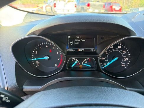 Used 2018 Ford Escape SE AWD/4WD image 17