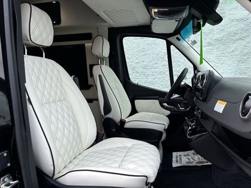 New 2025 Mercedes-Benz Sprinter 3500 image 25