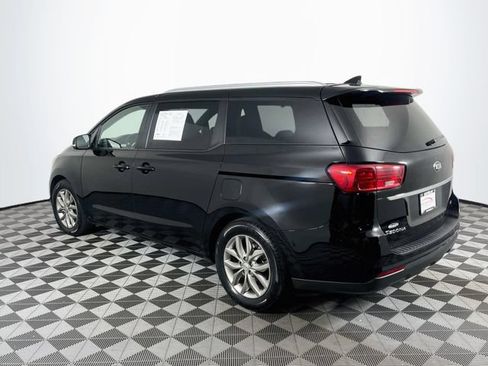 Used 2019 Kia Sedona EX FWD image 6