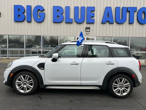 Used 2020 MINI Cooper Countryman image 2