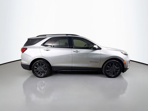Used 2024 Chevrolet Equinox RS w/ RS Leather Package image 8