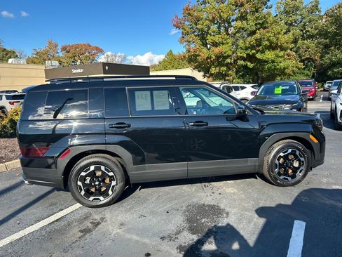 Used 2025 Hyundai Santa Fe SEL image 6