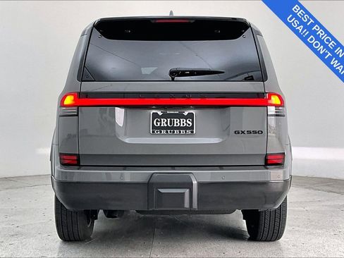 Used 2025 Lexus GX 550 w/ Accessory Package (2T) image 7