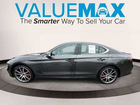 Used 2025 Genesis G70 2.5T RWD image 7