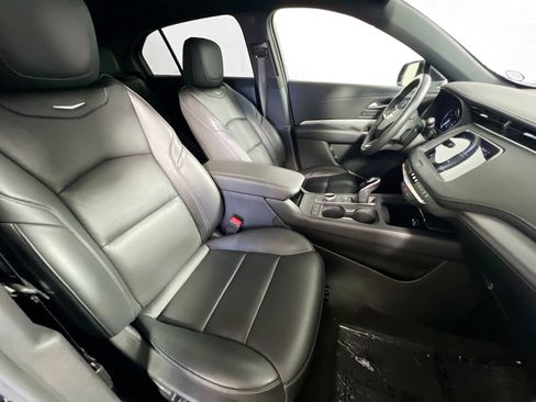 Used 2023 Cadillac XT4 Premium Luxury FWD image 30