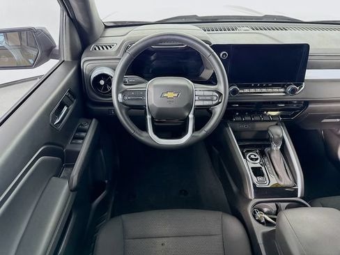 Used 2023 Chevrolet Colorado LT w/ LT Convenience Package AWD/4WD image 22
