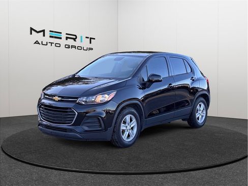 Used 2019 Chevrolet Trax LS image 4