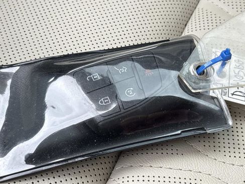 Certified 2023 Buick Envision Avenir image 36