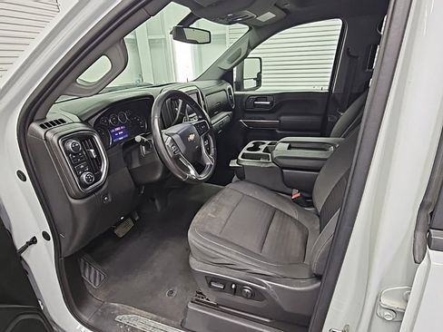 Used 2021 Chevrolet Silverado 2500 LT w/ Fleet Comfort Package image 10