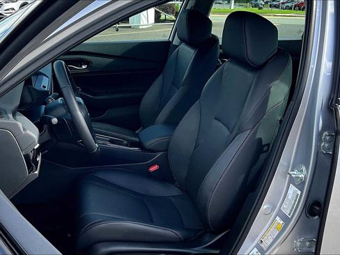 Used 2025 Honda Accord EX-L image 7