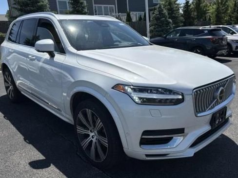 Used 2024 Volvo XC90 T8 Ultimate w/ Protection Package Premier AWD/4WD image 2