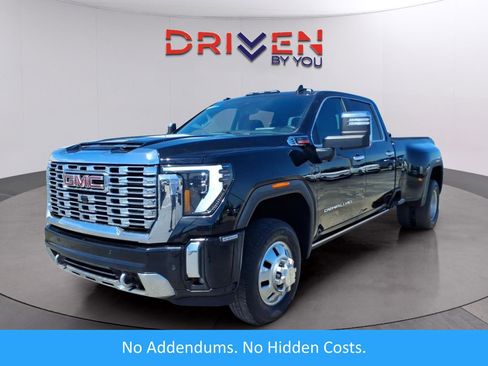 Used 2024 GMC Sierra 3500 Denali w/ Technology Package AWD/4WD image 1