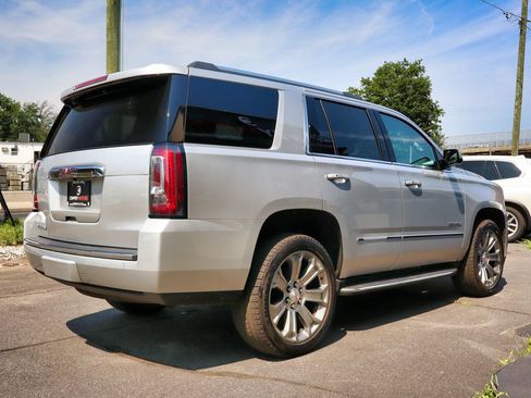 Used 2019 GMC Yukon Denali w/ Open Road Package AWD/4WD image 8
