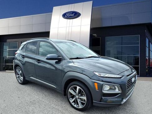 Used 2021 Hyundai Kona Limited w/ Cargo Package FWD image 1