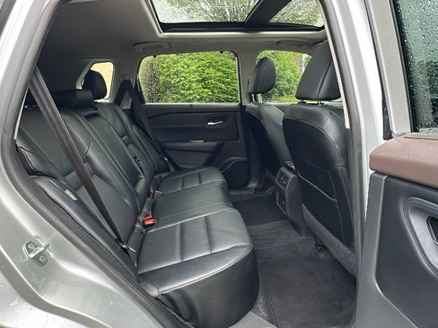 Certified 2023 Nissan Rogue SV w/ SV Premium Package AWD/4WD image 24