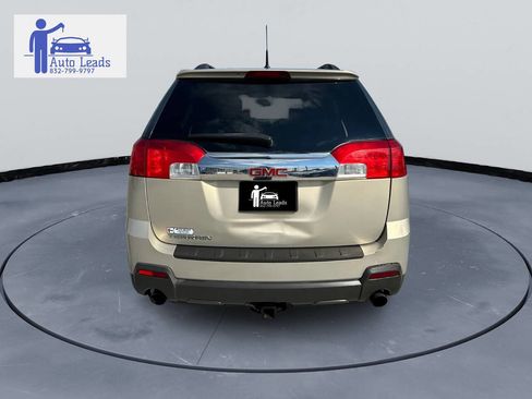 Used 2010 GMC Terrain SLE image 8