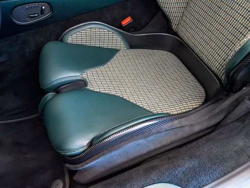 Used 2024 Aston Martin Valour RWD image 22