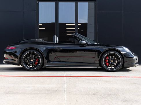 Used 2013 Porsche 911 Carrera 4S AWD/4WD image 13
