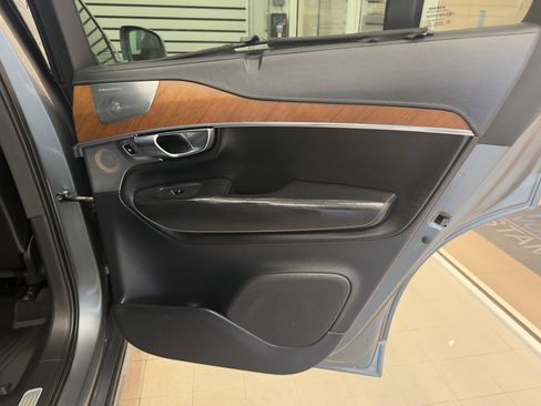 Used 2018 Volvo XC90 T6 Inscription w/ Convenience Package image 28
