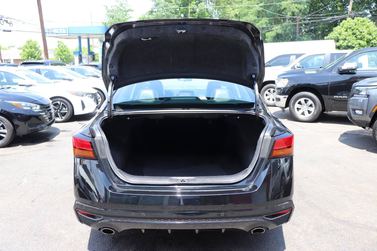 Used 2024 Nissan Altima 2.5 SR FWD image 49