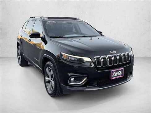 Used 2019 Jeep Cherokee Limited image 3