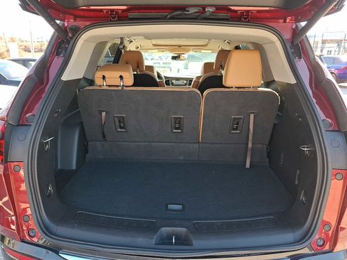 Used 2018 Buick Enclave Essence w/ LPO, Hit The Road Package image 31