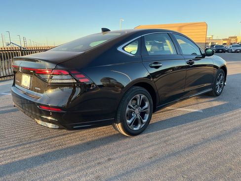 Used 2025 Honda Accord EX-L image 4