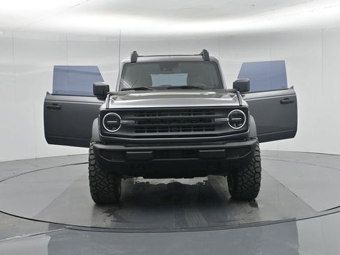 Used 2021 Ford Bronco Base image 28