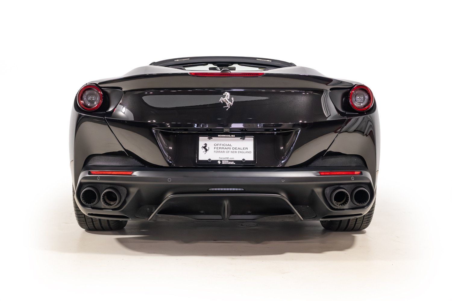 Used 2019 Ferrari Portofino RWD image 15