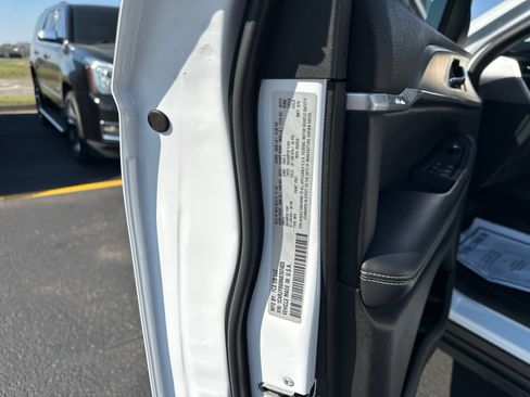 Used 2022 Jeep Grand Cherokee Limited 4xe AWD/4WD image 17