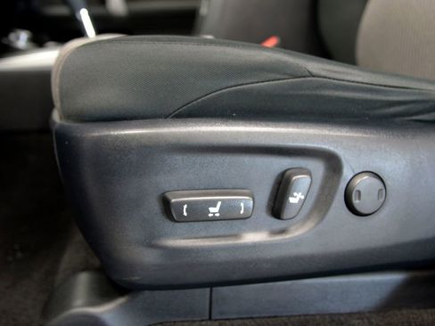 Used 2021 Toyota 4Runner SR5 image 16