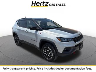 Used 2025 Jeep Compass Trailhawk AWD/4WD video 1