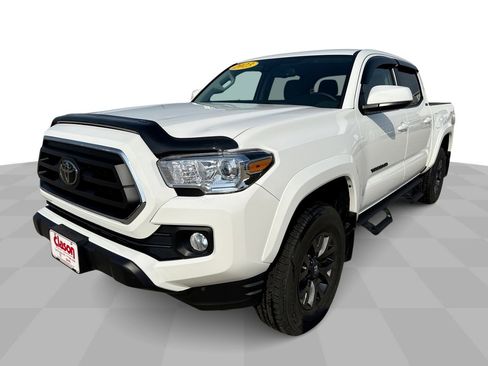 Used 2023 Toyota Tacoma SR image 1