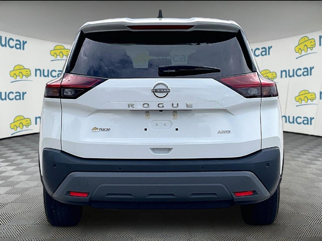 Used 2023 Nissan Rogue S AWD/4WD image 5