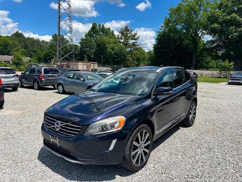 Used 2017 Volvo XC60 T6 Inscription w/ Preferred Option Package AWD/4WD image 1