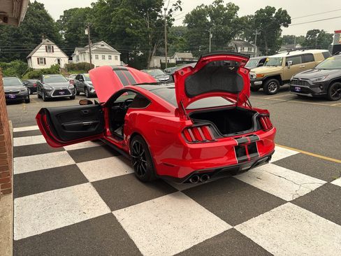 Used 2017 Ford Mustang Shelby GT350 RWD image 42