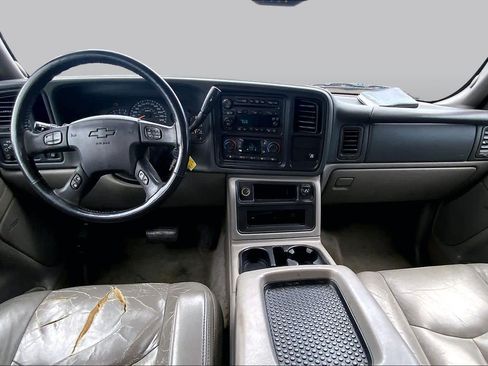 Used 2005 Chevrolet Tahoe LT w/ LT Preferred Equipment Group RWD image 13