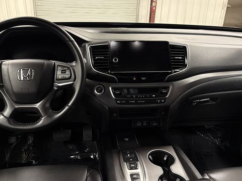 Used 2025 Honda Ridgeline RTL+ image 15