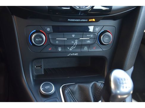 Used 2015 Ford Focus ST w/ Equipment Group 402A image 37