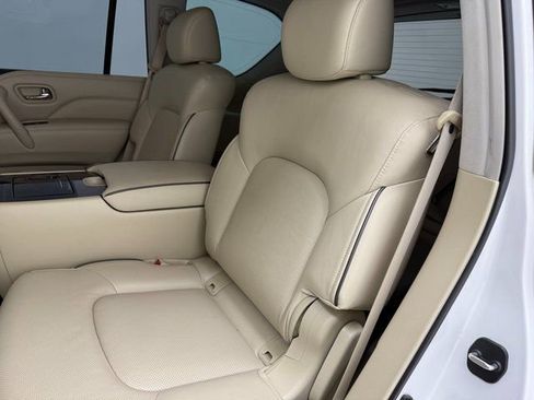 Used 2023 INFINITI QX80 Luxe w/ All-Season Package image 34