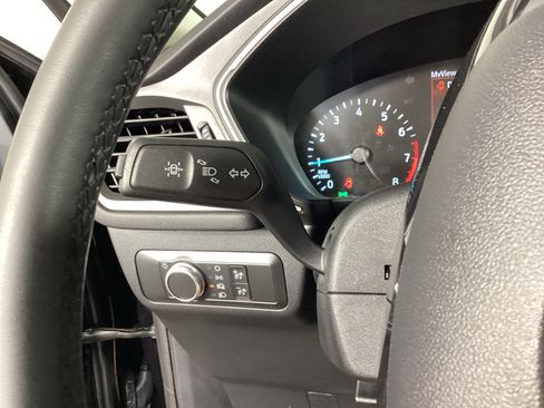 Used 2021 Ford Escape SE w/ Cold Weather Package AWD/4WD image 19