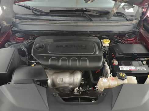 Certified 2019 Jeep Cherokee Latitude Plus image 4