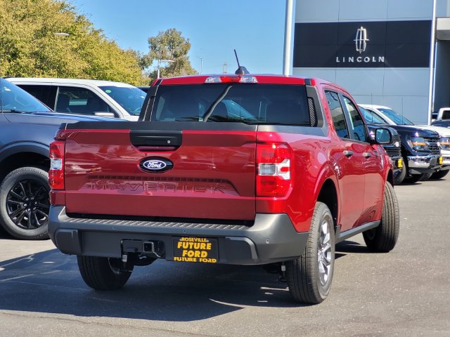 New 2026 Ford Maverick XLT w/ XLT Luxury Package FWD image 4