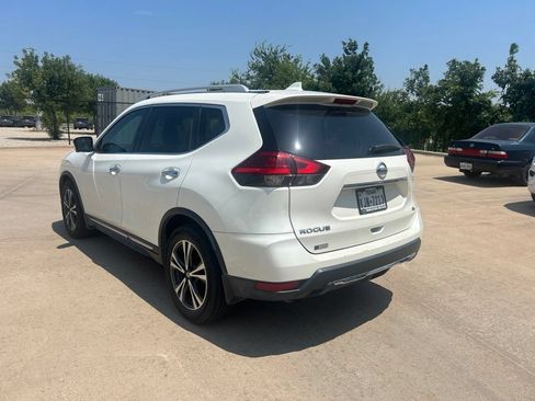 Used 2017 Nissan Rogue SL w/ SL Premium Package FWD image 3