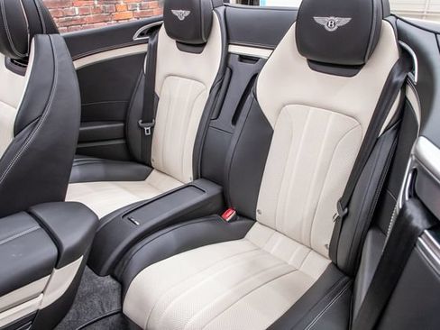 Used 2023 Bentley Continental GT Mulliner AWD/4WD image 28