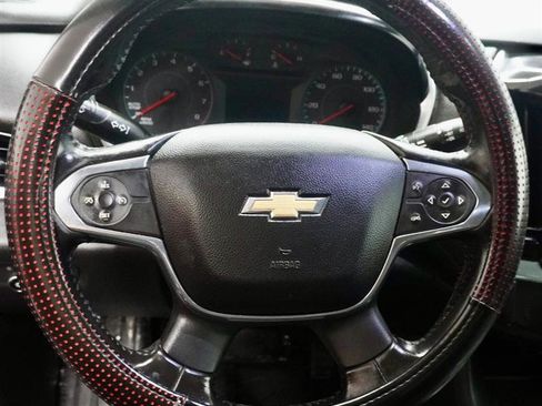 Used 2019 Chevrolet Traverse LT image 13