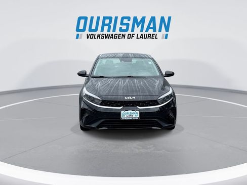 Used 2022 Kia Forte LXS FWD image 3